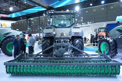臨工農(nóng)機(jī) 閃耀2024中國國際農(nóng)業(yè)機(jī)械展覽會，引領(lǐng)農(nóng)業(yè)機(jī)械新潮流